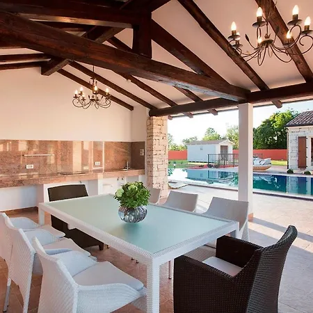 Βίλα White Pearl Cabrunici