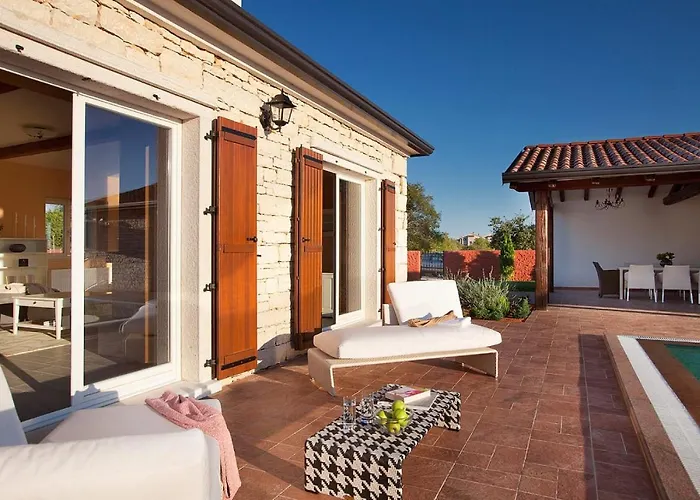 White Pearl Villa Cabrunici